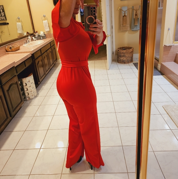 Womens Medium red half sleeve red Belted one piece pant jumpsuit with belt - Picture 5 of 12